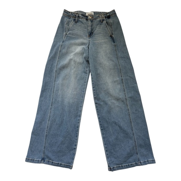 Women's Blue Jeans - Picture 1 of 8